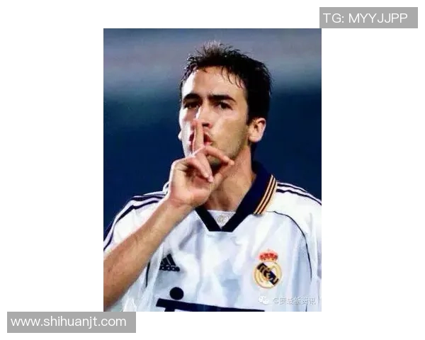 皇马球迷心中的足球明星头像与激情追随的故事